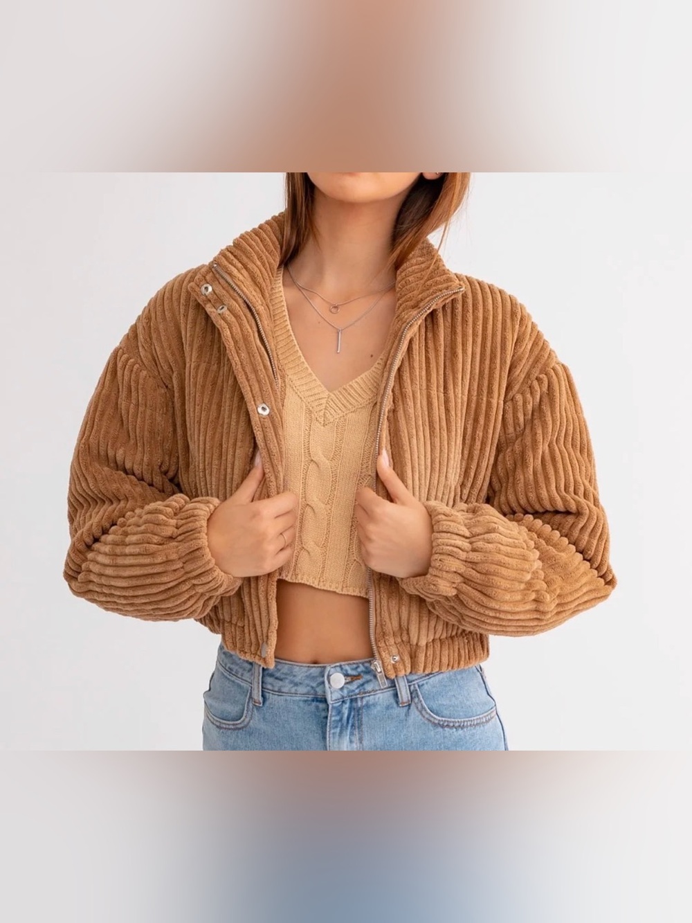 Le Lis Corduroy Puffer Jacket in Brown